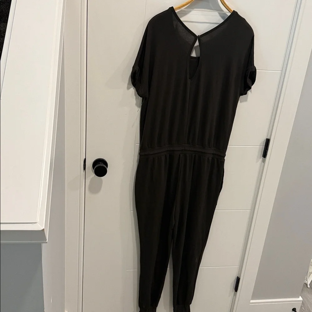 Hybo Women's Jumpsuit size medium NWT - Picture 8 of 8